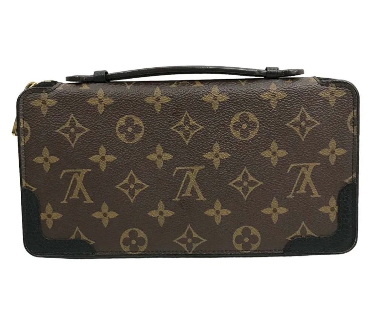 Louis Vuitton Monogram Daily Organizer Wallet – DAC