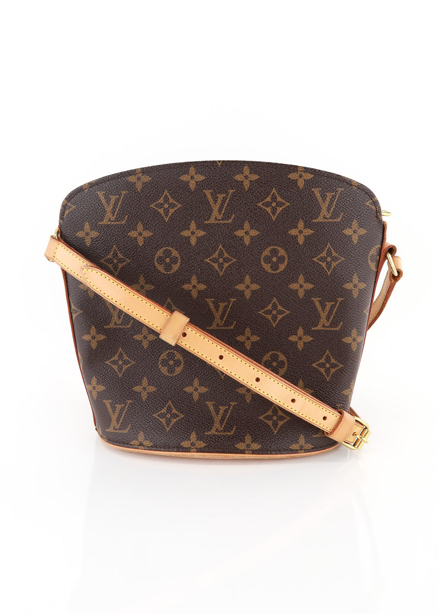 👜⭐️AUTHENTIC⭐️👜 Louis Vuitton Drouot monogram Cross body Bag