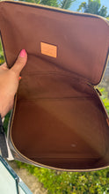 Load image into Gallery viewer, Louis Vuitton Monogram Packing Cube MM