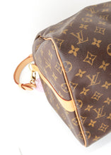 Load image into Gallery viewer, Louis Vuitton Monogram Keepall 55 Bandouliere