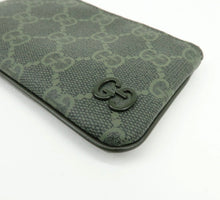 Load image into Gallery viewer, Gucci Supreme Canvas Monogram Key Pouch Green