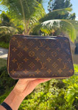 Load image into Gallery viewer, Louis Vuitton Monogram Packing Cube MM