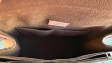 Load image into Gallery viewer, Louis Vuitton Epi Cluny BB Pink