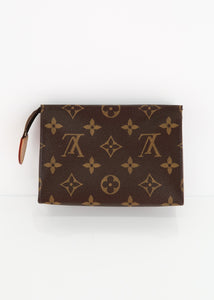 Pre-owned Louis Vuitton Toiletry 15 Pouch In Brown