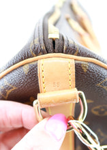Load image into Gallery viewer, Louis Vuitton Monogram Keepall 55 Bandouliere