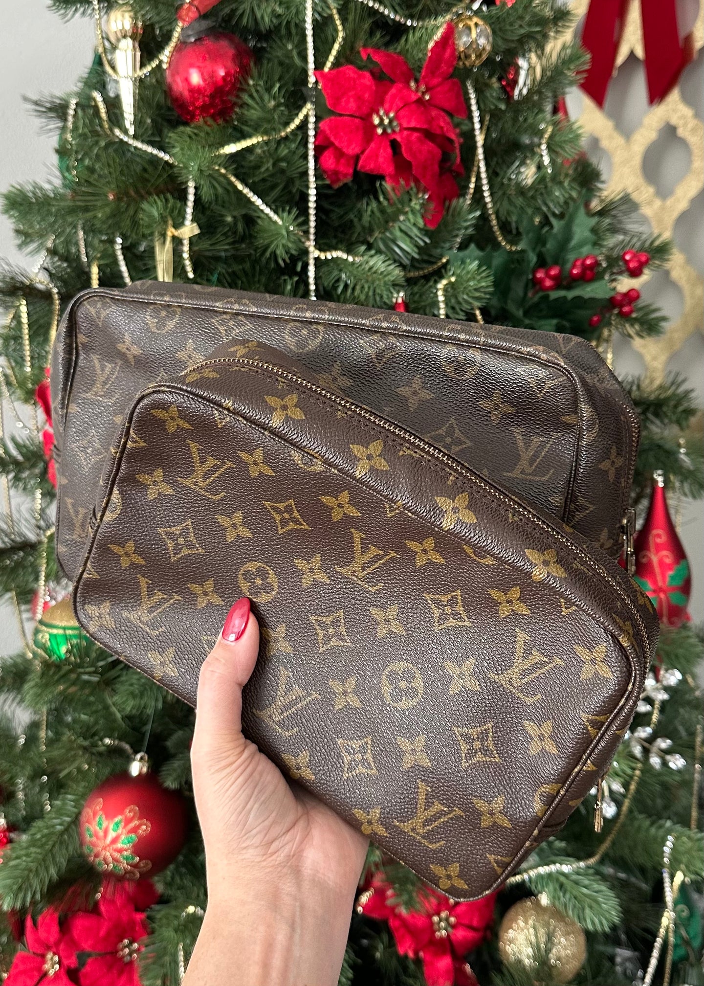 Louis Vuitton Monogram Toiletry 23 & 28 Set