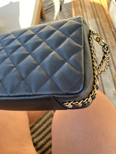 Load image into Gallery viewer, Chanel Caviar Single Flap Black