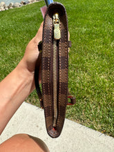 Load image into Gallery viewer, Louis Vuitton Damier Ebene Pouch