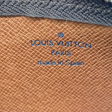 Load image into Gallery viewer, Louis Vuitton Monogram Key Pouch