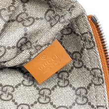 Load image into Gallery viewer, Gucci Canvas Leather Clutch Tan