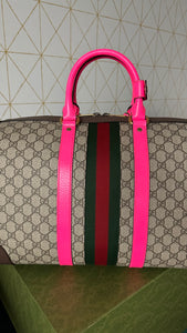 Gucci Supreme Canvas Savoy Medium Duffle Pink