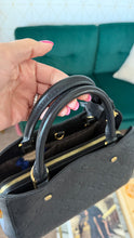 Load image into Gallery viewer, Louis Vuitton Empreinte Montaigne Bb Black