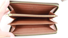 Load image into Gallery viewer, Louis Vuitton Monogram Zippy Wallet