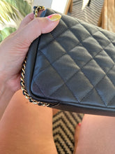 Load image into Gallery viewer, Chanel Caviar Single Flap Black