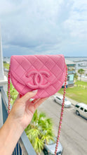 Load image into Gallery viewer, Chanel Caviar Interlocking Shoulder Bag Light Pink