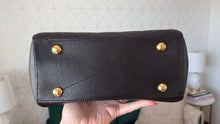 Load image into Gallery viewer, Louis Vuitton Empreinte Montaigne Bb Black