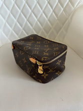 Load image into Gallery viewer, Louis Vuitton Monogram Packing Cube PM