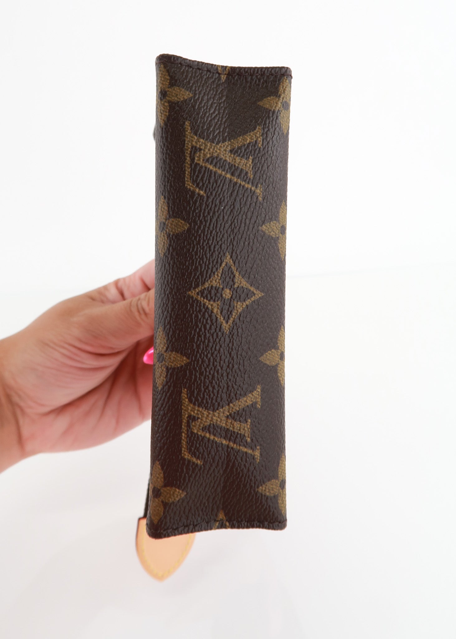 Louis Vuitton Monogram Toiletry 15 – DAC