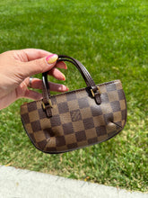 Load image into Gallery viewer, Louis Vuitton Damier Ebene Pouch