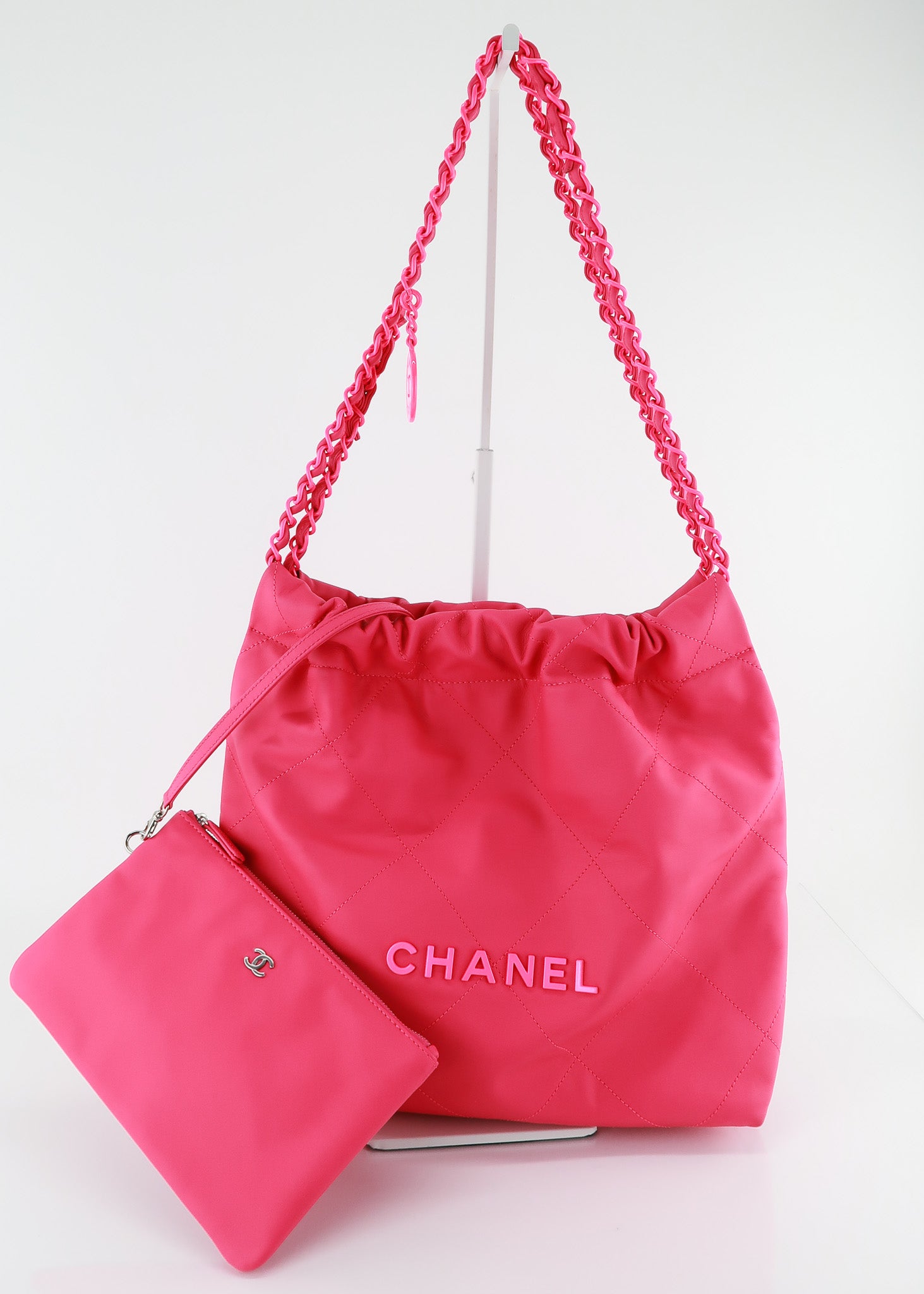Chanel 22 Small Matte Calfskin Quilted Monochrome Fuchsia – DAC