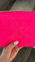 Load image into Gallery viewer, Louis Vuitton Empreinte Neoprene Key Pouch M Pink