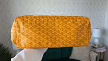 Load image into Gallery viewer, Goyard St Louis PM Tote Yellow