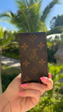 Load image into Gallery viewer, Louis Vuitton Monogram Cigarette Holder