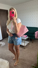 Load image into Gallery viewer, Gucci Embossed Shoulder Bag Pink