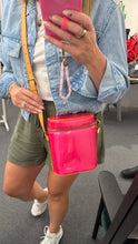 Load image into Gallery viewer, Louis Vuitton Monogram Vernis Sullivan Pink
