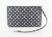 Load image into Gallery viewer, Louis Vuitton Monogram Jungle Neverfull Pochette Black