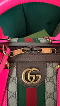 Load image into Gallery viewer, Gucci Supreme Canvas Savoy Medium Duffle Pink