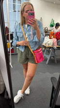 Load image into Gallery viewer, Louis Vuitton Monogram Vernis Sullivan Pink