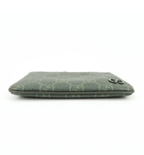 Load image into Gallery viewer, Gucci Supreme Canvas Monogram Key Pouch Green