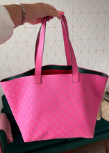 Load image into Gallery viewer, Gucci GG Medium Canvas Tote Bag Pink