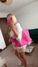Load image into Gallery viewer, Gucci GG Medium Canvas Tote Bag Pink