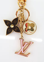 Load image into Gallery viewer, Louis Vuitton Spring Bloom Key Charm Pink