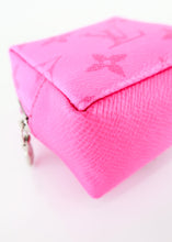 Load image into Gallery viewer, Louis Vuitton Taigarama Cles Pouch Pink