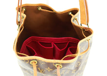 Load image into Gallery viewer, Louis Vuitton Monogram Bucket GM