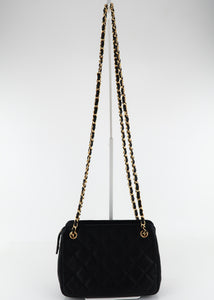 Chanel Vintage Caviar Quilted Shoulder Bag Black