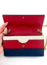 Load image into Gallery viewer, Gucci Queen Margaret Wallet on Chain