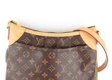 Load image into Gallery viewer, Louis Vuitton Monogram Odeon MM