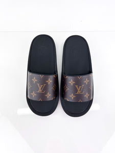Louis Vuitton Monogram Sunbath Slides 39