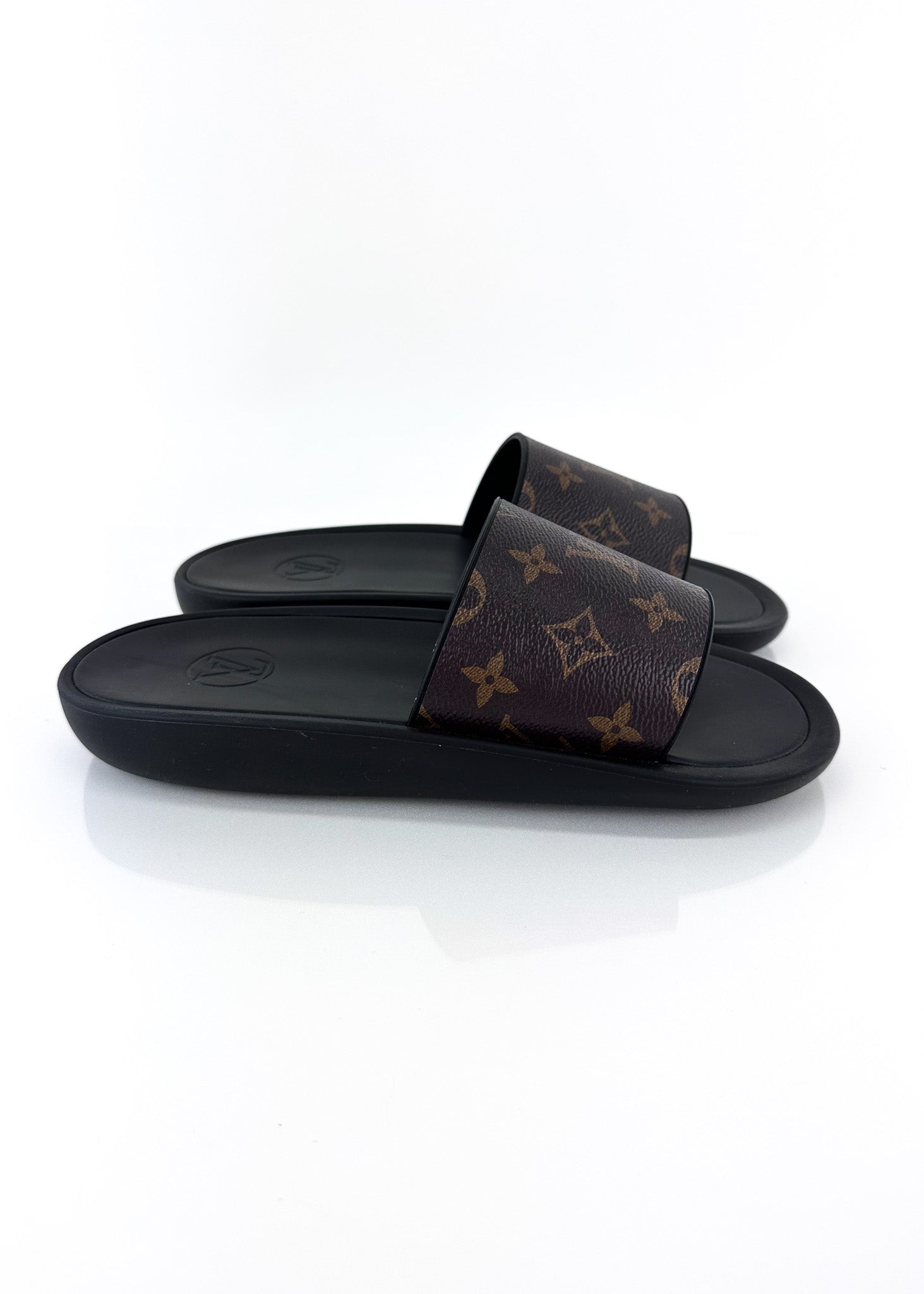 LOUIS VUITTON Matte Rubber Monogram Embossed Sunbath Slide Sandals