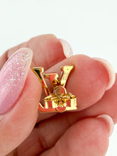Load image into Gallery viewer, Louis Vuitton Iconic Enamel Earrings Pink Gold