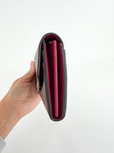Load image into Gallery viewer, Louis Vuitton Monogram Sarah Wallet