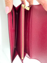 Load image into Gallery viewer, Louis Vuitton Monogram Sarah Wallet