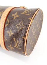 Load image into Gallery viewer, Louis Vuitton Monogam Papillon 26