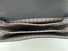 Load image into Gallery viewer, Louis Vuitton Empreinte Pochette Metis Black