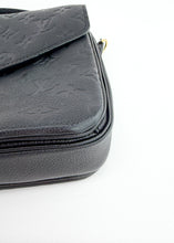 Load image into Gallery viewer, Louis Vuitton Empreinte Pochette Metis Black