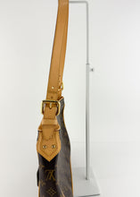 Load image into Gallery viewer, Louis Vuitton Monogram Hudson GM